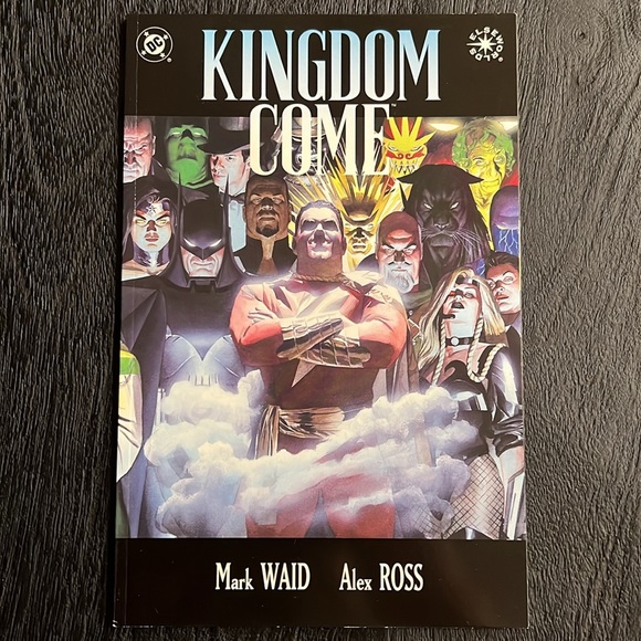 Kingdom Come by Mark Waid & Alex Ross #1-4 (Full Set) - Picture 7 of 12